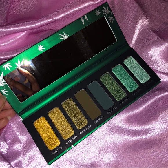 MELT COSMETICS SMOKE SESSIONS PALETTE - Picture 2 of 5